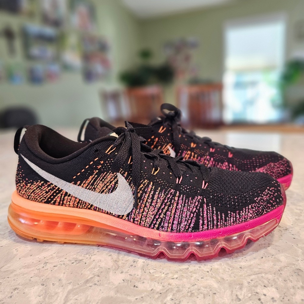 Nike Flyknit Air Max Multi Color Women's 11 Black Pink Orange Running 620659-015